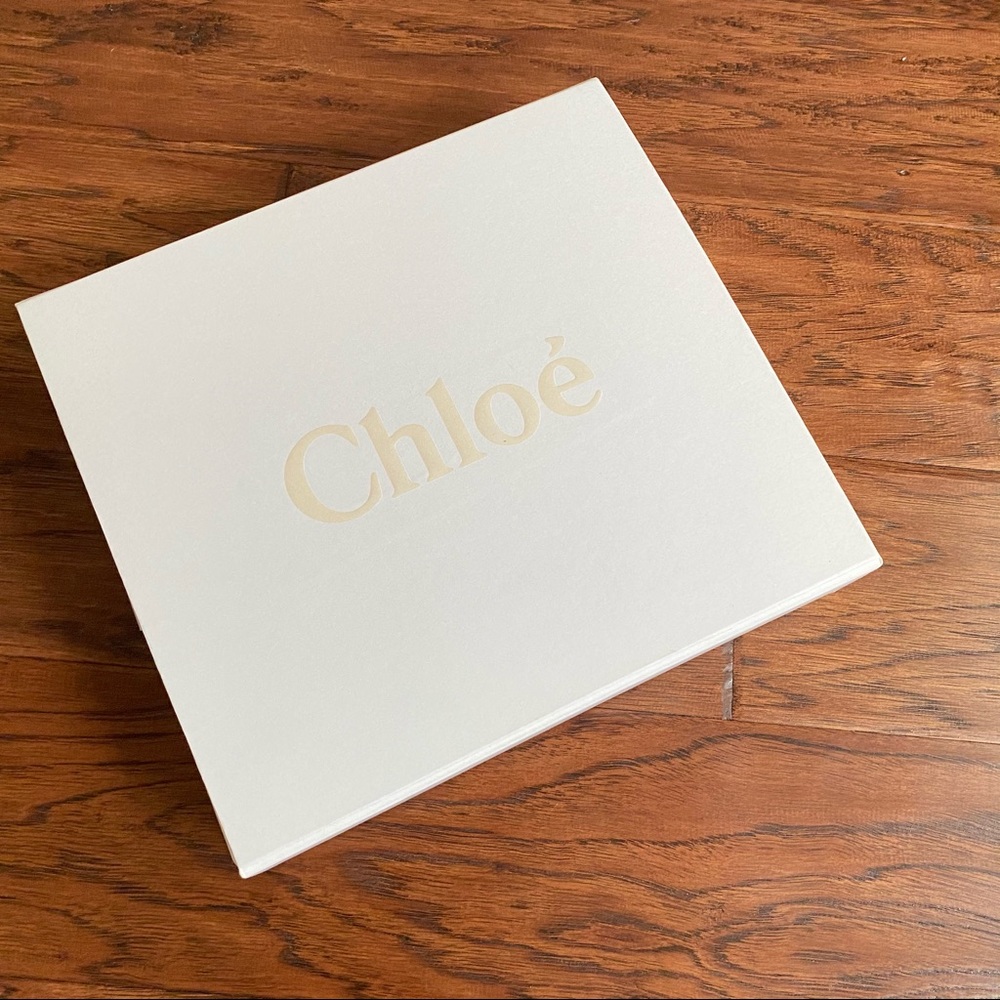 Chloé Girls Pink TurtleNeck Logo Sweater. 3T - Picture 10 of 11